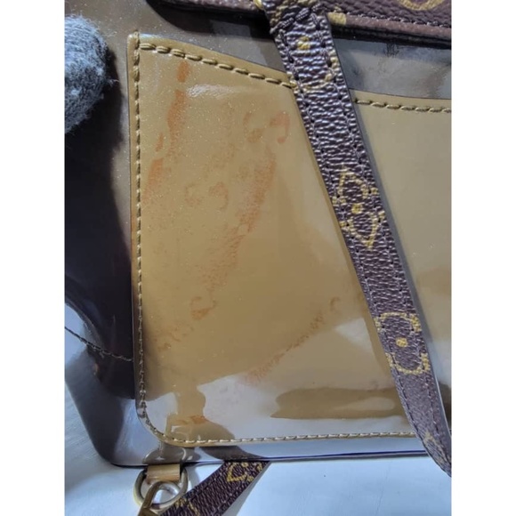 Authentic LOUIS VUITTON Monogram Coated Canvas And Vert Bronze Vernis Ho… - Picture 12 of 16